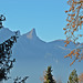 Blick zum Stockhorn durch einen noch leichten Herbstdunst