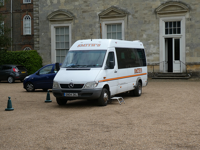 Smith’s of Buntingford GN04 ZKL at Claydon House - 18 May 2019 (P1010816)