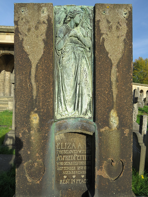 brompton cemetery, london,eliza pettitt, +1896, tomb perhaps by arthur young