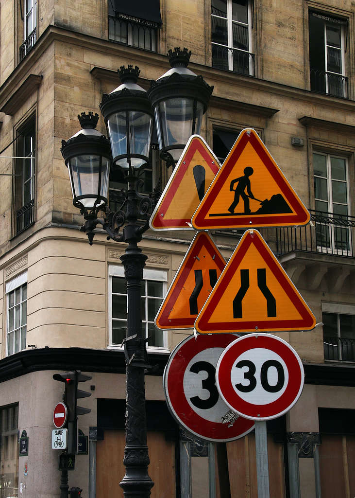 Signalisation pour bègues .