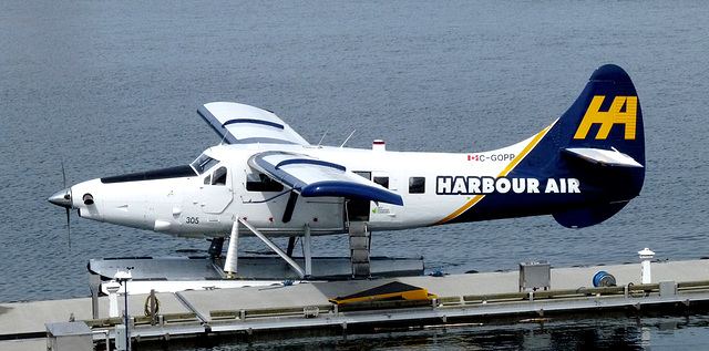 de Havilland Canada DHC-3 Turbo Otter C-GOPP (Harbour Air)