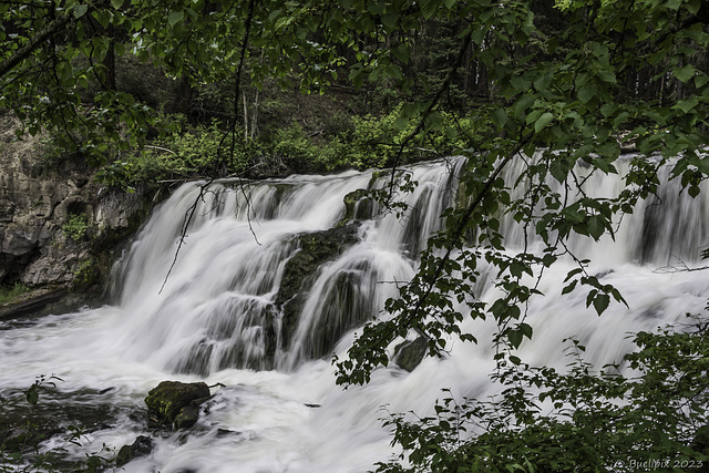 Bridge Creek Falls (© Buelipix)