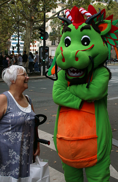 Le dragon incarne le pouvoir et la puissance , ma femme aussi ...