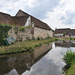 Les douves du château de Chémery