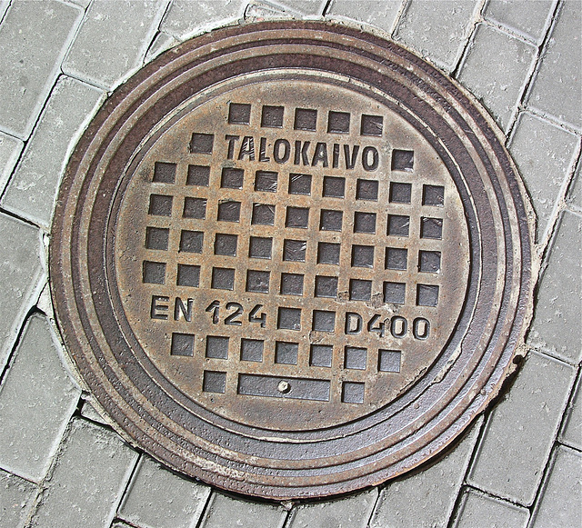 Gusseisen-Deckel in Tallinn