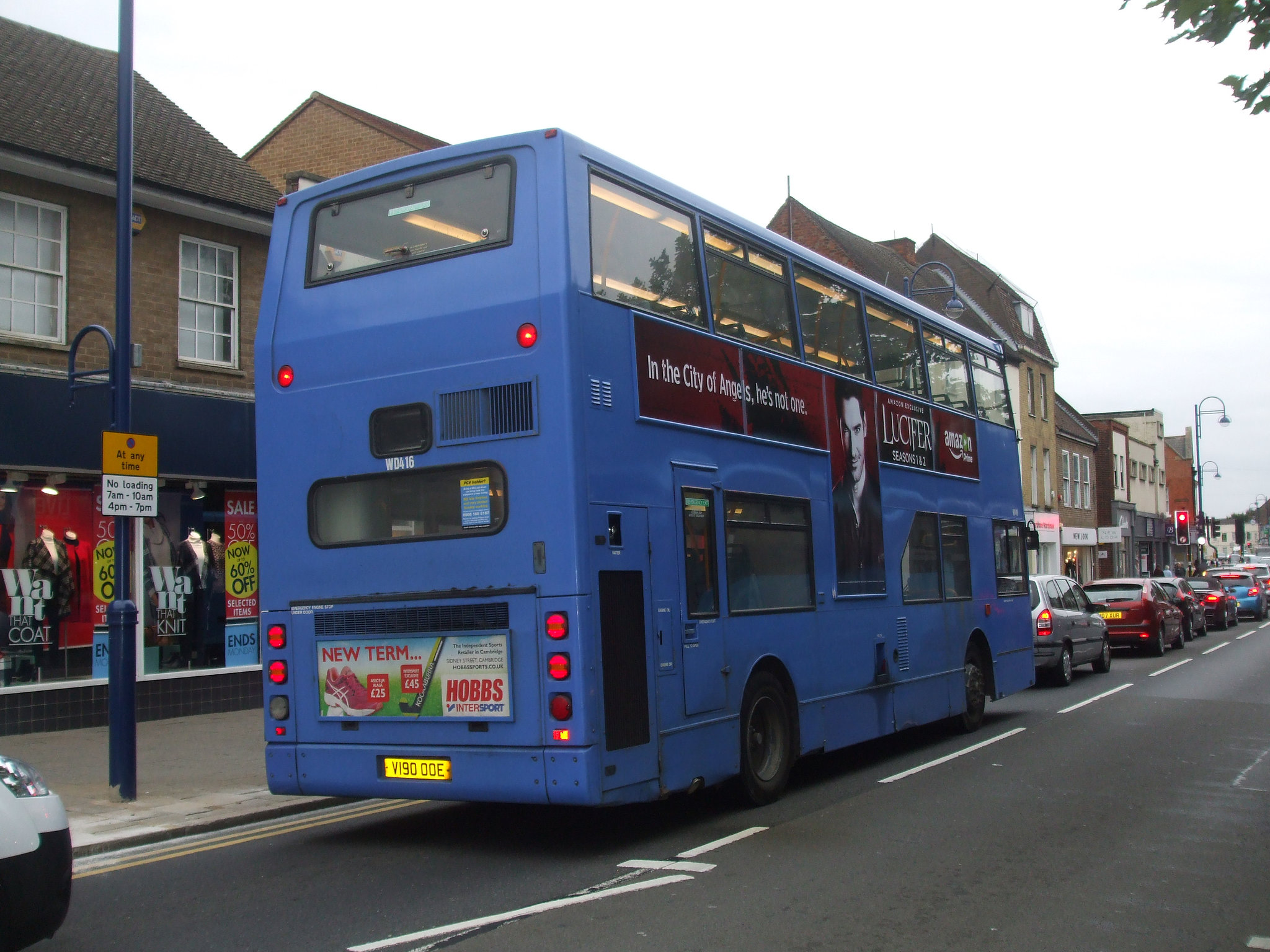 DSCF5584 Whippet Coaches V190 OOE in St. Neots - 7 Oct 2016