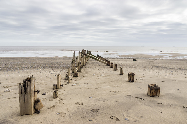 Spurn groyne 1