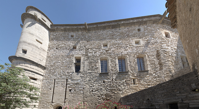 façade château de Barroux, pano