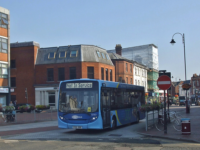 DSCF3174 Metrobus 6782 (YY15 GDE) in Tunbridge Wells - 6 Jul 2018