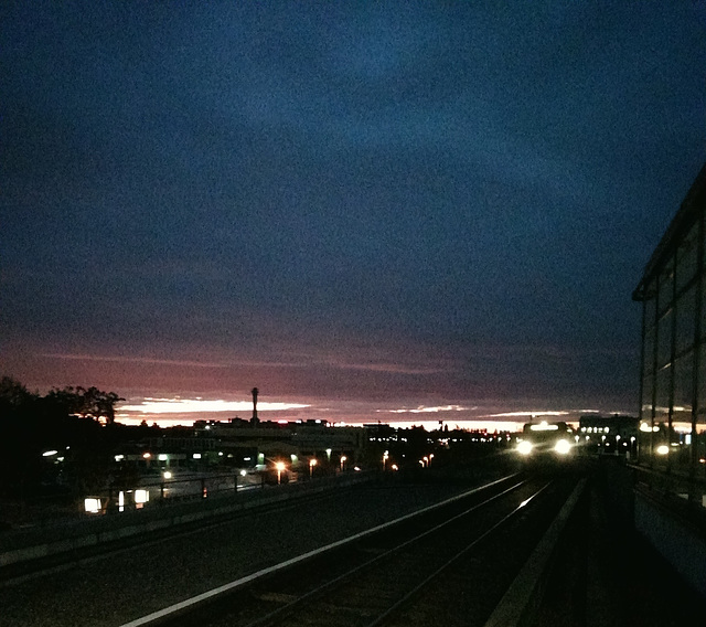 Die Bahn aus dem Morgen Die Bahn aus dem Morgen