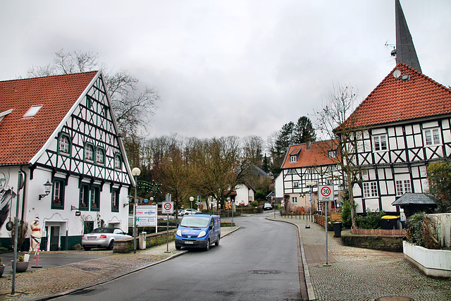 Kirchstraße mit Fachwerkbauten (Wetter-Wengern) / 30.12.2021