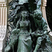 Monument à Bernadin de Saint-Pierre , auteur du roman Paul et Virginie - Bronze de Louis-Joseph Holweck - Jardin des Plantes .