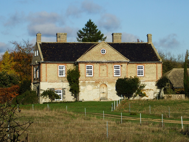 Swaffham Bulbeck - The Abbey from SW 2013-11-19