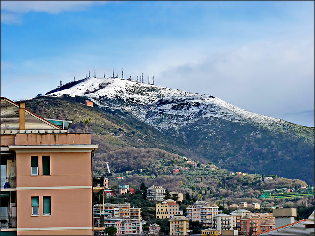 19.01.2023 - finalmente la neve sulle alture di Genova