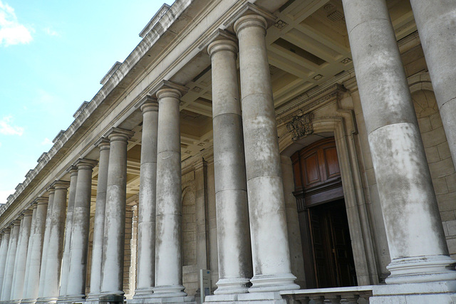 Doric Columns In Greenwich