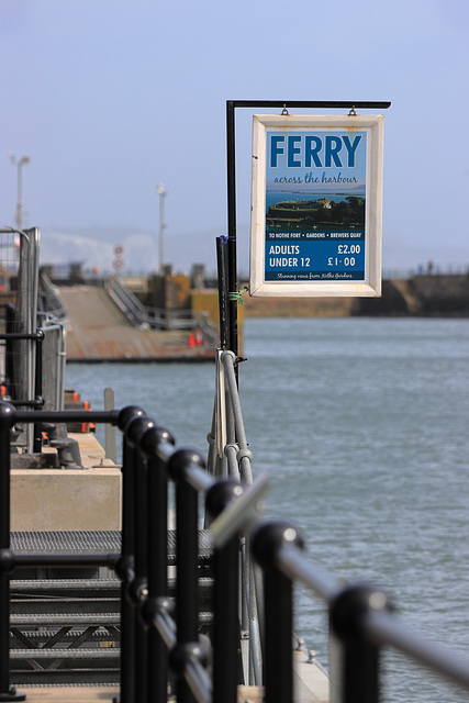 EOS 90D Peter Harriman 13 47 36 06449 weymouthFerry dpp