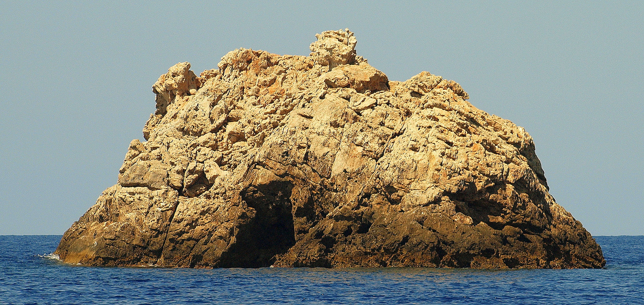 I Claim This Island For England!