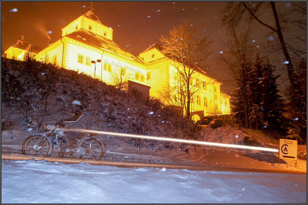 Anfahrt mit Lichtschweif