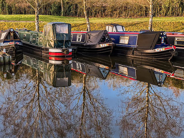 Reflective mooring