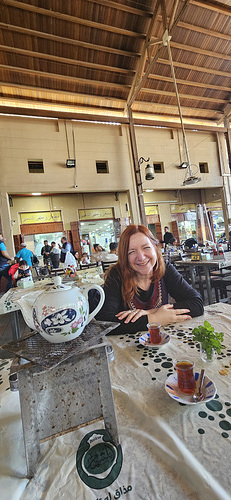 Tea in Souq Mubarakiya