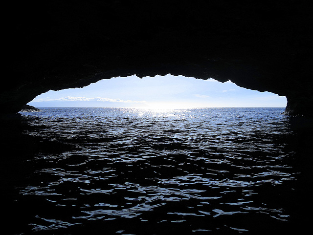 Los Gigantes Cliffs Cave