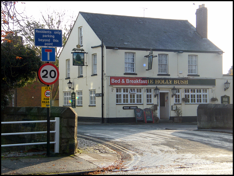 council clutter at the Holly Bush