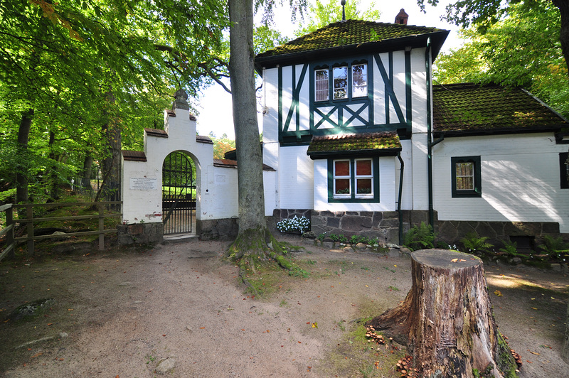 Friedrichsruh 2015 – Bismarck-Mausoleum – Entrance