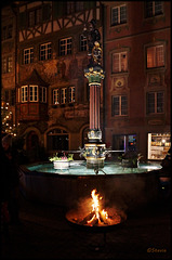 Am Stadtbrunnen - Feuer und Wasser