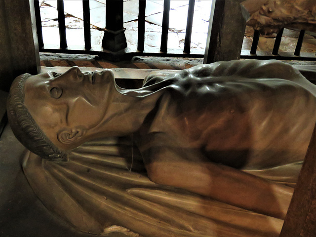 canterbury cathedral (36) c15 gisant lying on a shroud on chichele's tomb +1443