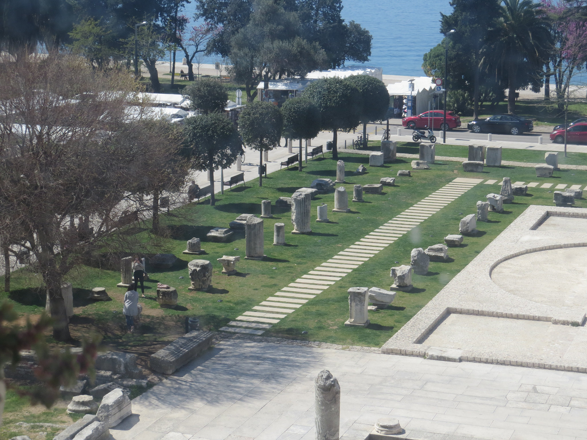 Vue sur le forum.