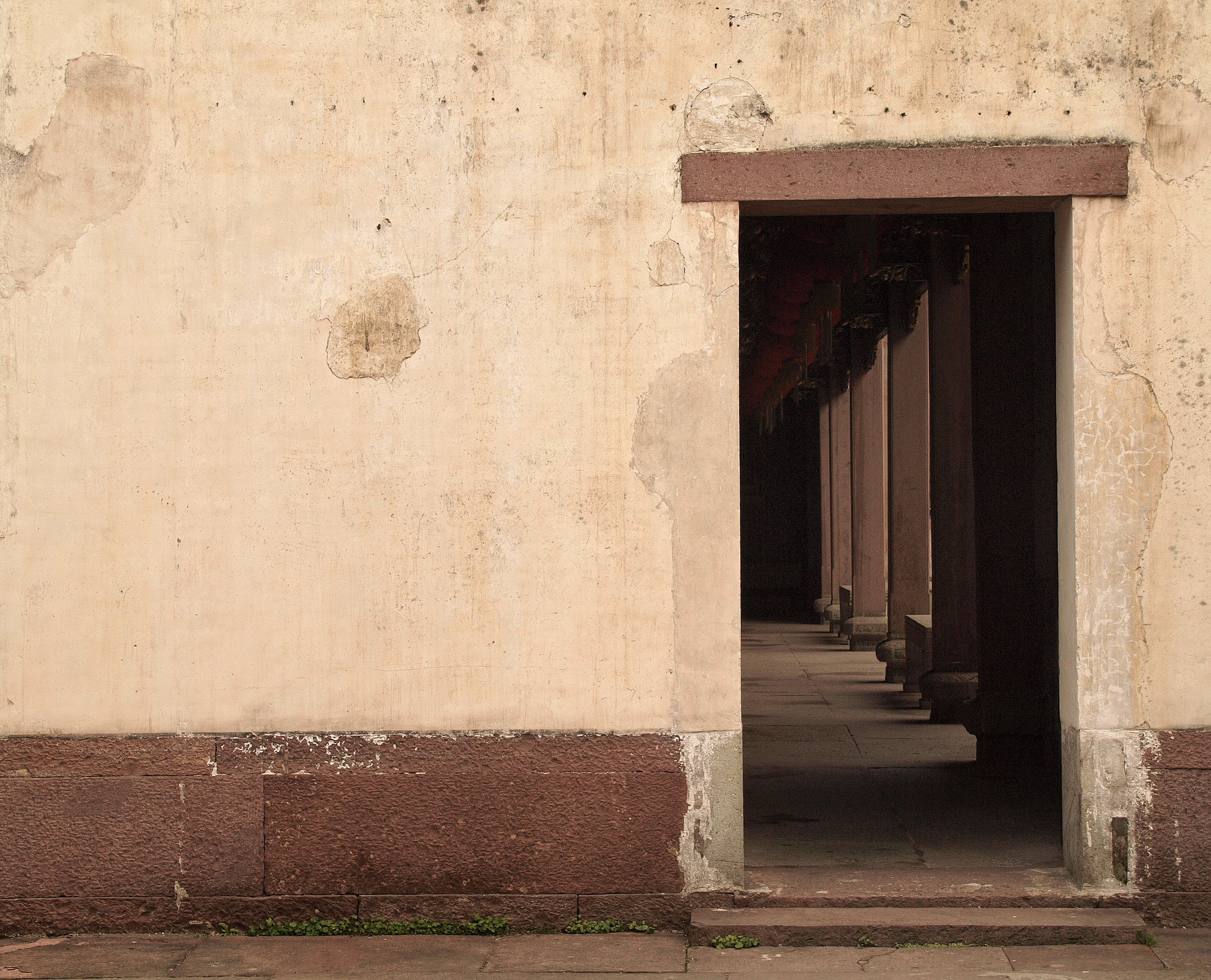 Passage at Tianyi Pavilion