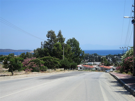 Looking at Yashi Bay from the other angle