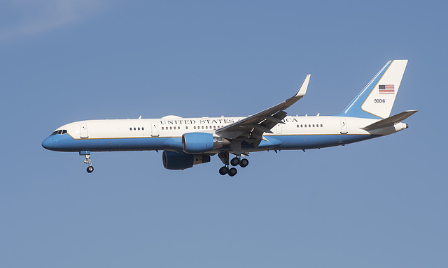 Boeing C-32A 09-0016