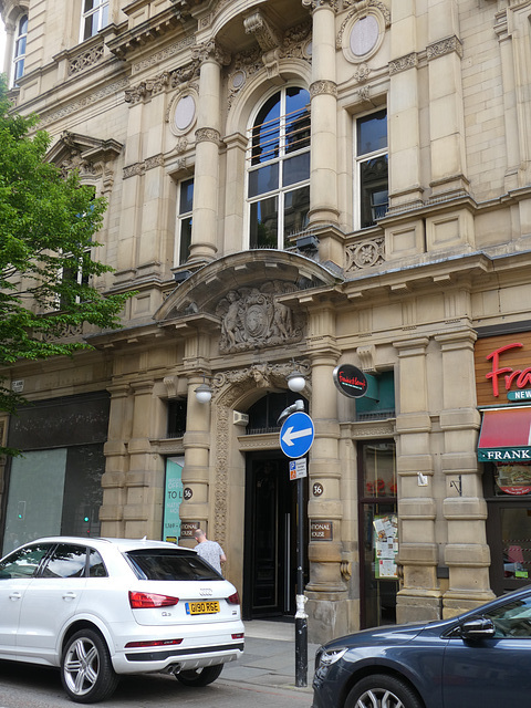 Former Yelloway ticket office, Manchester - 24 May 2019 (P1020070)