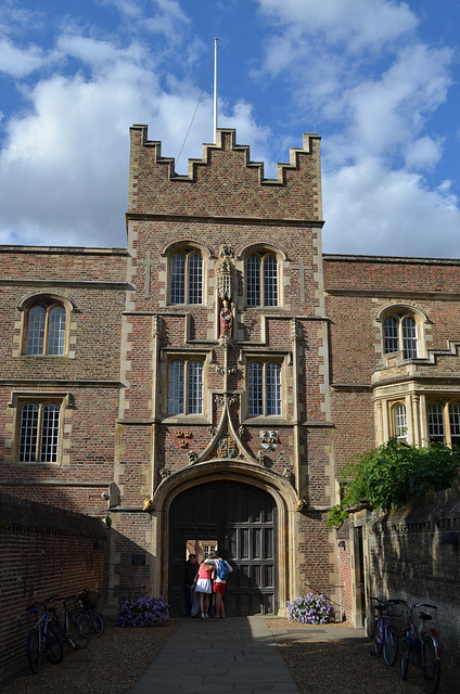 Cambridge, Jesus College South Gate