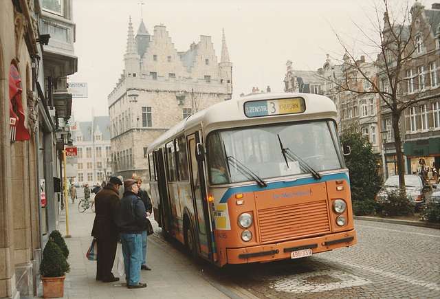 De Lijn 4495 (ABB 339) in Mechelen - 1 Feb 1993 De Lijn 4495 (ABB 339) in Mechelen - 1 Feb 1993