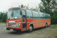 West Row Coach Services VFK 661X - Jun 2000 (440-5)