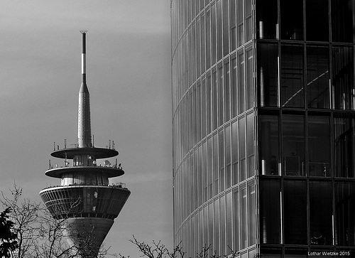 Düsseldorf - Rheinturm und GAP 15