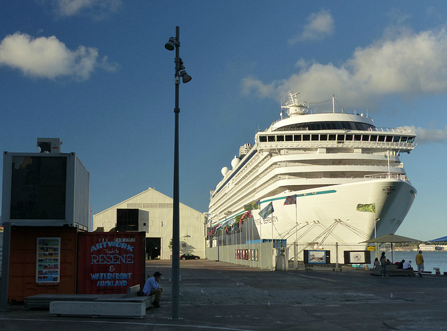 Crystal Serenity at Auckland (2) - 19 February 2015