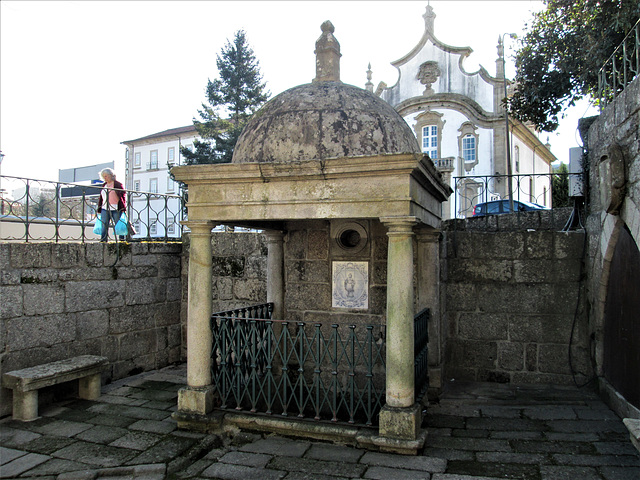 Saint Christine Fountain (16th century).