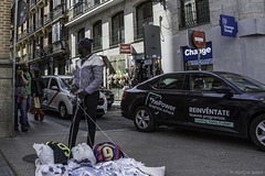 in den Strassen von Madrid ... ständig bereit, den Platz möglichst schnell zu verlassen (© Buelipix)
