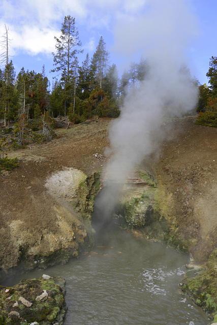 Dragon's Mouth Spring