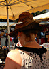 la plume dans .... le ... chapeau