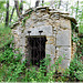 Fontaine sur le chemin de Lalinde (24)