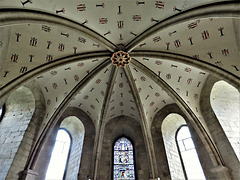 canterbury cathedral (14)late c12 eastern crypt vaulting