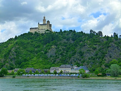 Die Marksburg am Rhein