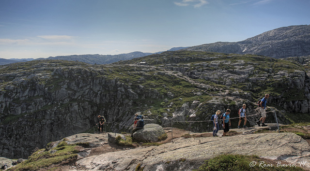 The trail to Kjeragbolten