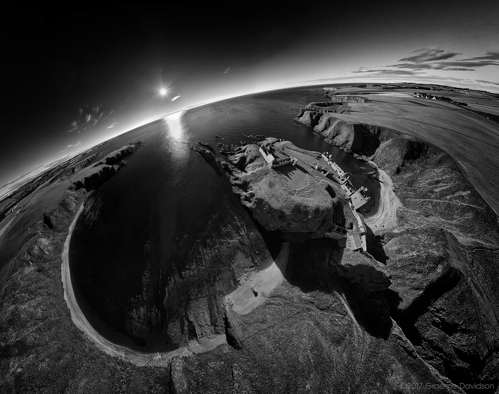 Dunnottar Castle BW Pano