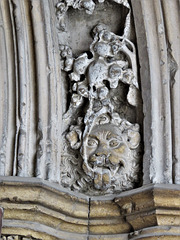 canterbury cathedral (6) early c15 lion detail on the south doorway to the nave