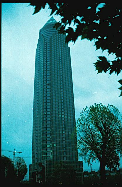 Der Messeturm Frankfurt  1996